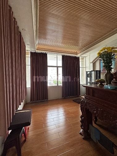 CHO THUÊ NHÀ MẶT TIỀN NGUYÊN CĂN ĐẸP ĐƯỜNG ĐÔNG ĐÚC
