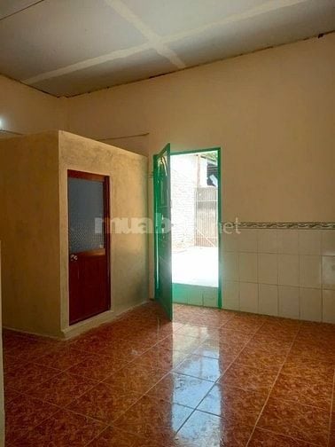 BÁN/CHO THUÊ NHÀ MẶT TIỀN-VỊ TRÍ ĐẮC ĐỊA: 618 Đoàn Nguyễn Tuấn, phí 2%