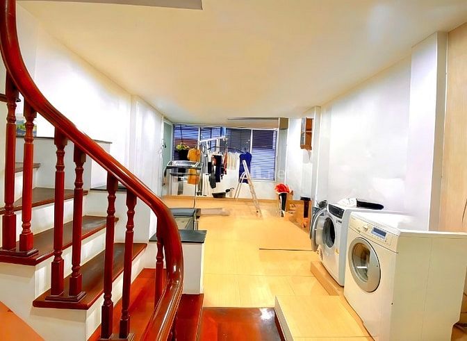 HIẾM!PHÂN LÔ TRẦN QUANG DIỆU42M2*5T,VỈA HÈ,KINH DOANH,10M RA PHỐ,17TỶ.