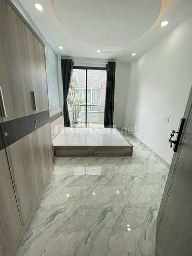 Mặt tiền Nguyễn Tri Phương Q10, 4x16, 4 tầng nhà mới, chỉ 26.5 tỷ TL