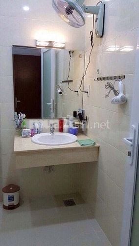NHÀ 4 TẦNG BTCT- 30M2 - BAN CÔNG SÂN TRƯỚC - DT 30M2 - GIÁ 5.7 TỶ