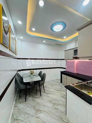 Nhà Hậu Giang Phường 4 Tân Bình. Đường 6m dt60m2/4ty800. Sổ sẵn