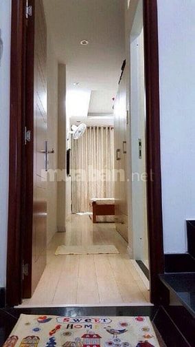 NHÀ 4 TẦNG BTCT- 30M2 - BAN CÔNG SÂN TRƯỚC - DT 30M2 - GIÁ 5.7 TỶ