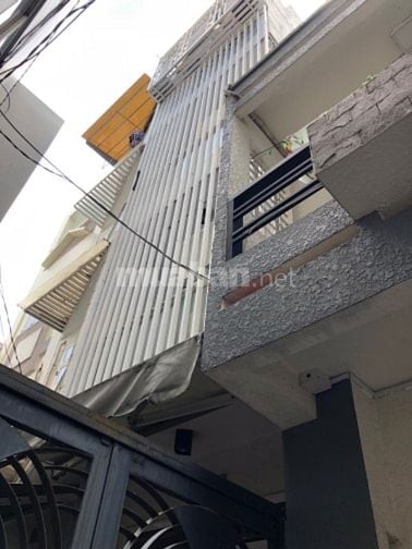 NHÀ 4 TẦNG BTCT- 30M2 - BAN CÔNG SÂN TRƯỚC - DT 30M2 - GIÁ 5.7 TỶ