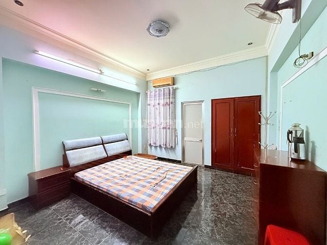 GIảm giá sâu! Nhà 4tầng Mặt tiền đường số Cư xá Chu Văn An giá cực tốt