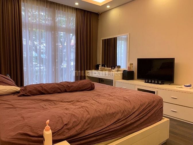 Cho thuê nhà 7.5x20 Him Lam Kênh Tè full nội thất giá 65T/tháng 