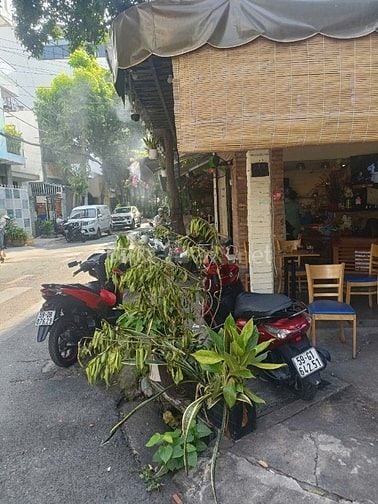 Cần sang quán cafe góc 2 mặt tiền đường Nguyễn Trường Tộ giá 130tr