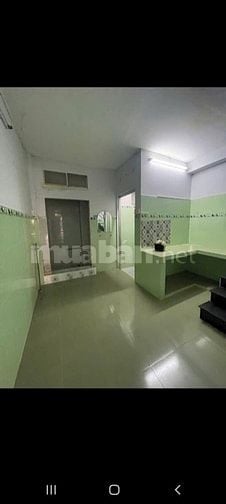 Nhà đường xe hơi lo V Nguyễn thị tan dt: 4m x 12m, lung 