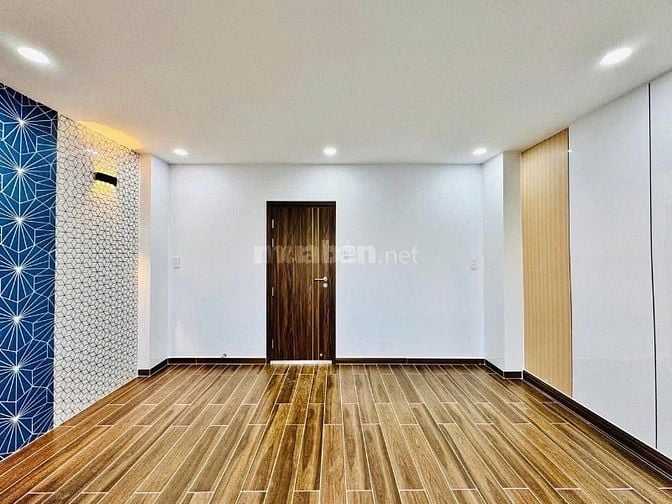 CHÚ VĨNH BÁN NHÀ VỪA HOÀN CÔNG, TẶNG BỘ NỘI THẤT XỊN ĐẸP Đ.NG HỒNG ĐÀO