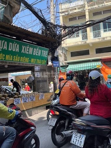 Cho thuê nhà 3,5 tấm, MT chợ Số 3 Nghĩa Phát, P.6, Quận Tân Bình