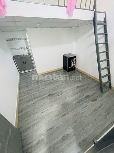 Phòng gác cao bếp wc cửa sổ giờ tự do Ko chung chủ 0902950673