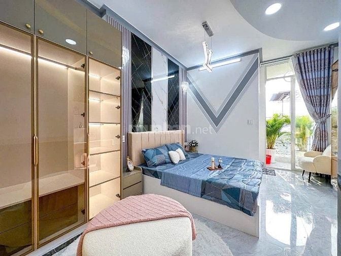 Bán gấp nhà ngay UBND Bình Chánh đang cho thuê 6tr/tháng - SHR