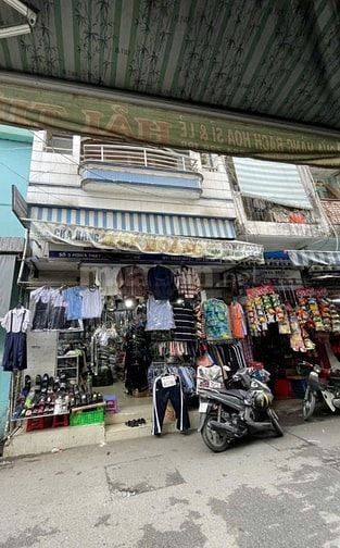 Cho thuê nhà 3,5 tấm, MT chợ Số 3 Nghĩa Phát, P.6, Quận Tân Bình
