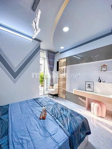 Bán gấp nhà ngay UBND Bình Chánh đang cho thuê 6tr/tháng - SHR