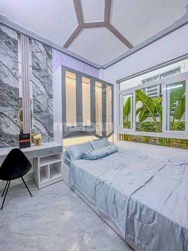 Bán gấp nhà ngay UBND Bình Chánh đang cho thuê 6tr/tháng - SHR