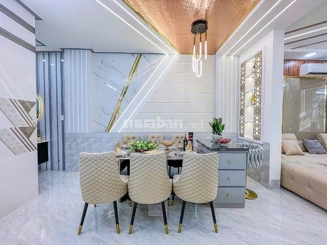 Bán gấp nhà ngay UBND Bình Chánh đang cho thuê 6tr/tháng - SHR