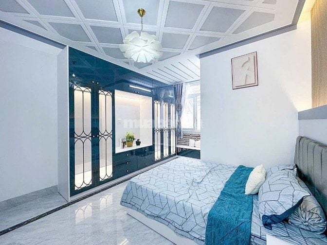 Bán gấp nhà ngay UBND Bình Chánh đang cho thuê 6tr/tháng - SHR