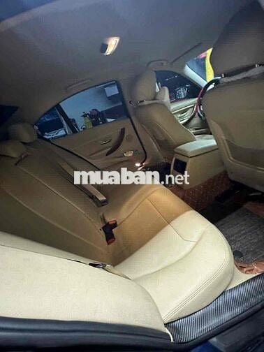 BMW 3 Series 2015 320i - 57295 km