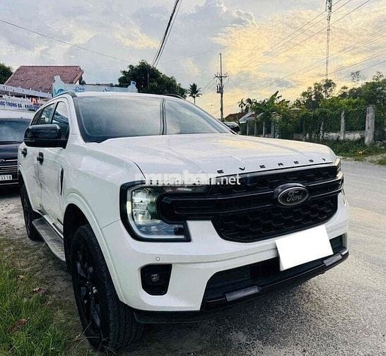 EVEREST SPORT 2023 SƠN ZIN CẢ XE CHẤT ĐẸP💯💯