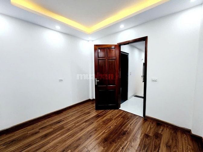 Bán nhà riêng tại KĐT Thanh Hà, Hà Đông, 37m² 4 tầng giá 4.85 tỷ