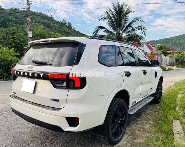 EVEREST SPORT 2023 SƠN ZIN CẢ XE CHẤT ĐẸP💯💯