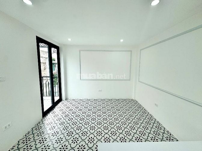NHÀ SIÊU ĐẸP FULL NỘI THẤT XỊN SÒ - 15m RA MẶT PHỐ ÔTÔ TRÁNH