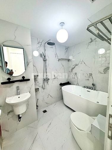 NHÀ SIÊU ĐẸP FULL NỘI THẤT XỊN SÒ - 15m RA MẶT PHỐ ÔTÔ TRÁNH