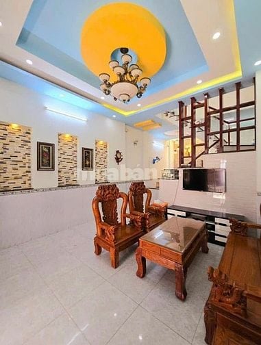 CẦN BÁN GẤP CĂN NHÀ ĐƯỜNG TỈNH LỘ 10 QUẬN BÌNH TÂN HẺM /NGẮN