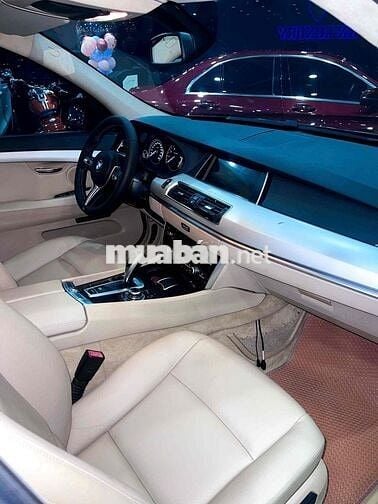 BMW 528i GT Model 2014 - 72000 km