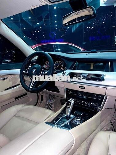 BMW 528i GT Model 2014 - 72000 km
