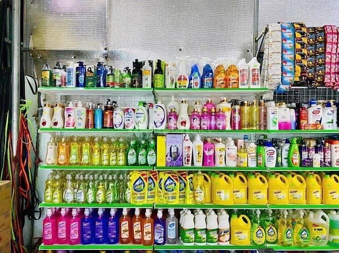 Cửa hàng bên mình cần người đi làm liền ( chính chủ )