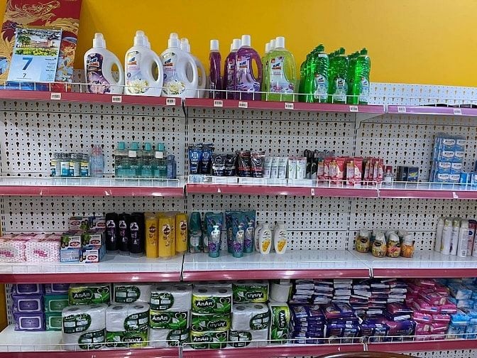 Cửa hàng bên mình cần người đi làm liền ( chính chủ )