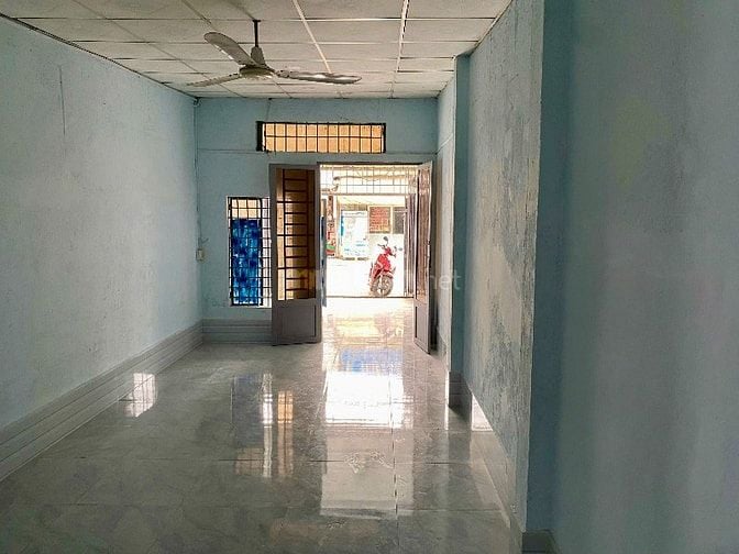 Cho thuê nhà mặt tiền nguyên căn 