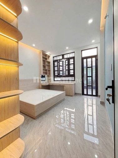 bán nhà ngay đường 23, thủ đức. Giá: 2 tỷ 120tr/ 65m2, sổ riêng