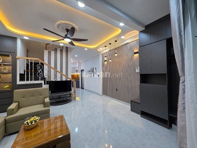 Bán nhà cách mặt tiền 20m Lê Văn Sỹ F10 Phú Nhuận 