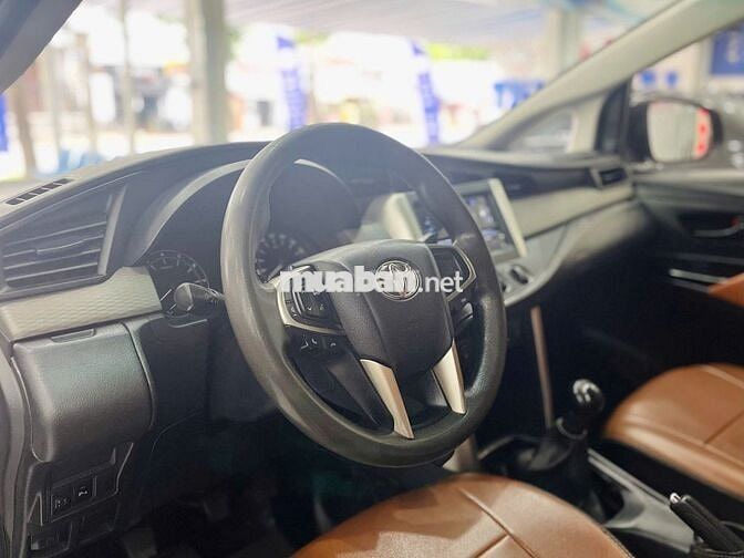 Toyota Innova 2018 2.0E MT