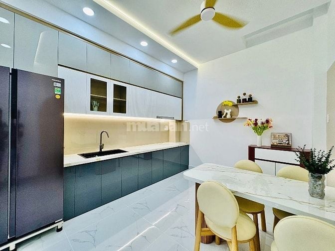 Nhà 3 lầu tuyệt đẹp CAO CẤP hẻm Đường Số 18, P8, Q.Gò Vấp.