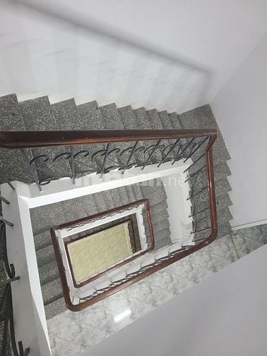 Cho thuê nhà mặt tiền nguyên căn đường Đề Thám