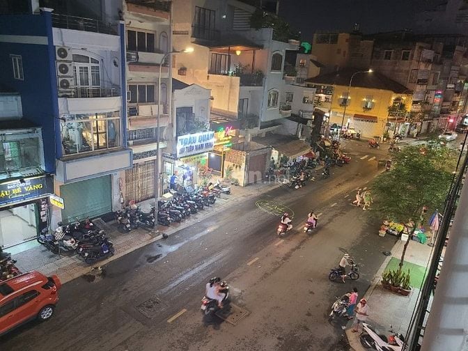 Cho thuê nhà mặt tiền nguyên căn đường Đề Thám