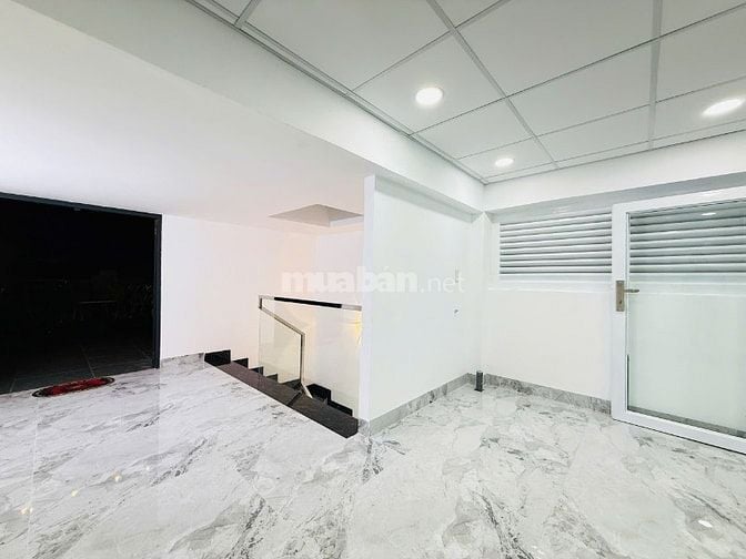 Nhà phố mới xây cạnh Emart2 4.4m x 14m 1 lững 3 lầu - sổ hồng 2025