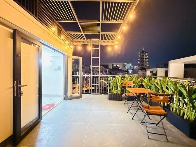 Nhà phố mới xây cạnh Emart2 4.4m x 14m 1 lững 3 lầu - sổ hồng 2025