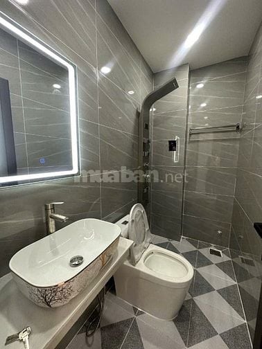 Nhà Mới Xây Tuyệt Đẹp, 2 lầu,sân thượng.Hẽm 6m thông gần Aeon Mall 
