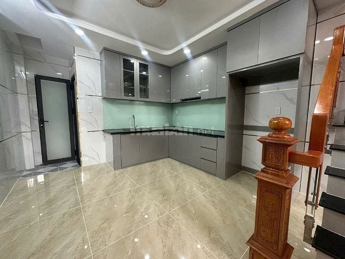 Nhà Mới Xây Tuyệt Đẹp, 2 lầu,sân thượng.Hẽm 6m thông gần Aeon Mall 