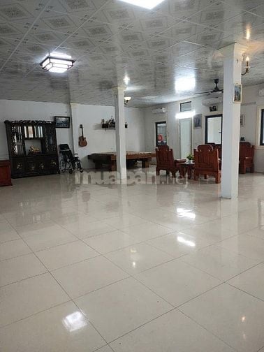 Cho thuê kho kết hợp văn phòng tại ngõ Hạnh Phúc, Tân Mai, dt 210m2 