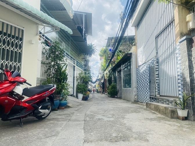 🏡 BÁN NHÀ 2 LẦU - MỚI ĐẸP Ở NGAY - Không QH/ không LG.
