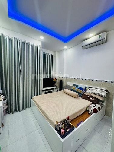 Nhà đẹp CAO CẤP hẻm xe hơi 5m Huỳnh Văn Nghệ, P15, Q.Tân Bình.