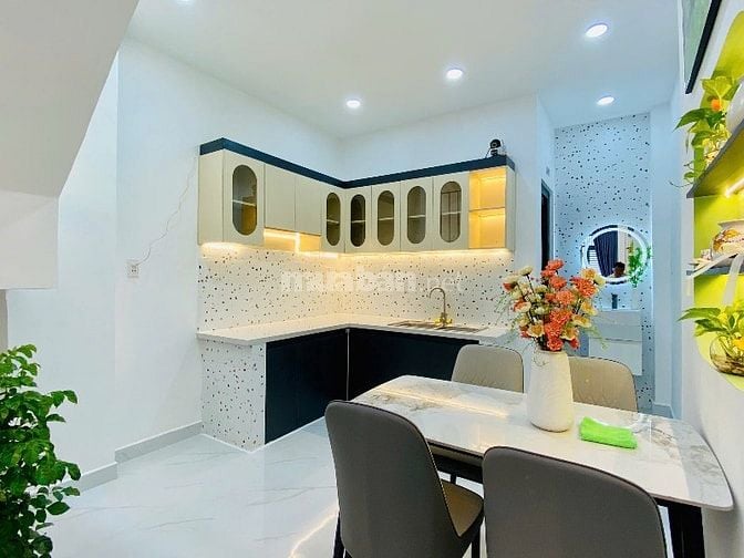 THÂN GỬI ACE MÔIGIỚI HH 50Tr Bán nhà Đúc BTCT 488/52/12 Phạm Văn Chiêu