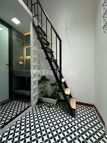 NHÀ CỰC CHILL – ĐỘI CẤN TRUNG TÂM – 3 BƯỚC RA PHỐ LỚN - GIÁ 2.7 TỶ