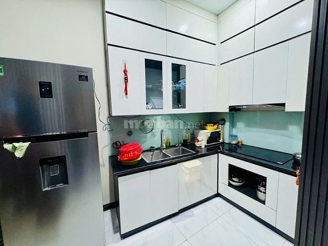 Nhà đẹp Minh Khai, hàng hiếm dân xây chắc chắn 40m2 giá 7,6 tỷ 