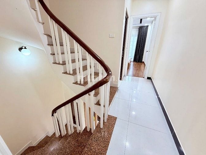 Bán nhà Phương Canh cạnh Trịnh Văn Bô - ô tôo đỗ cửa 50m2 - 4 tầng, fu